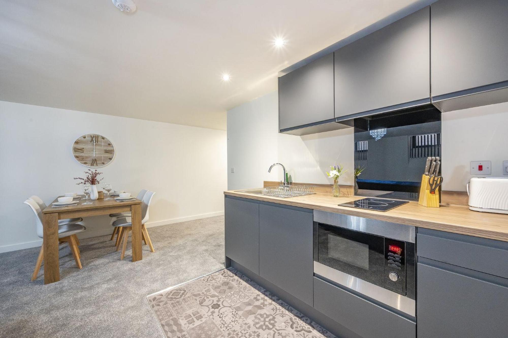 Basement Bliss Hideaway Apartment Bradford  Bagian luar foto